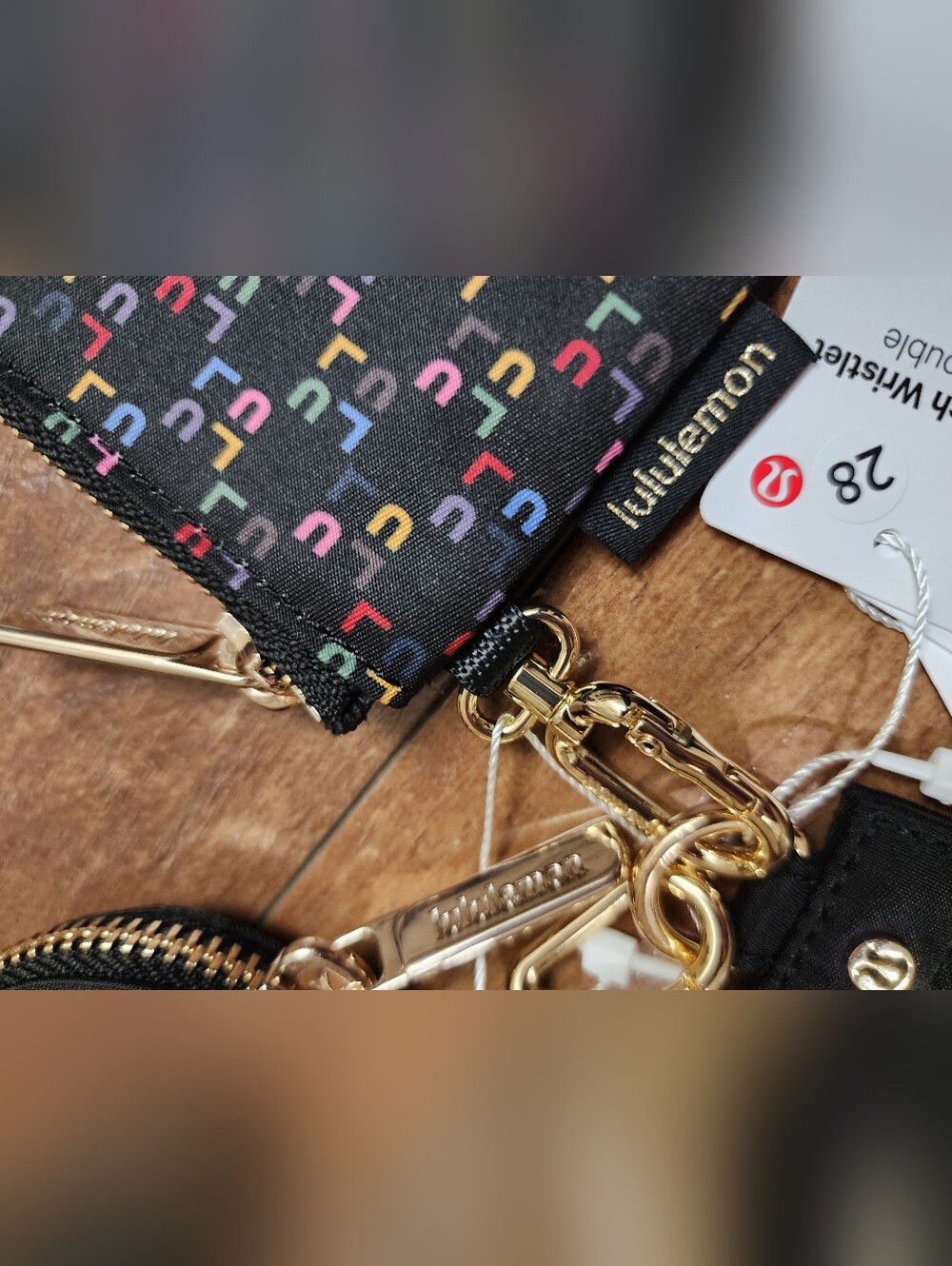 NWT Lululemon Dual Pouch Wristlet *Graphic - Picture 3 of 6